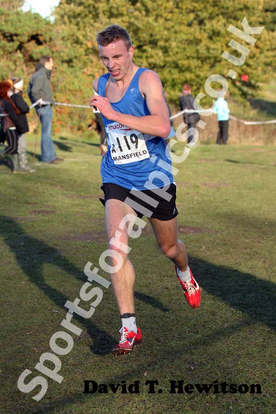 Nick Swinburn (Mopeth) finished 4th at the 2012 National Cross Country Relay Championships.